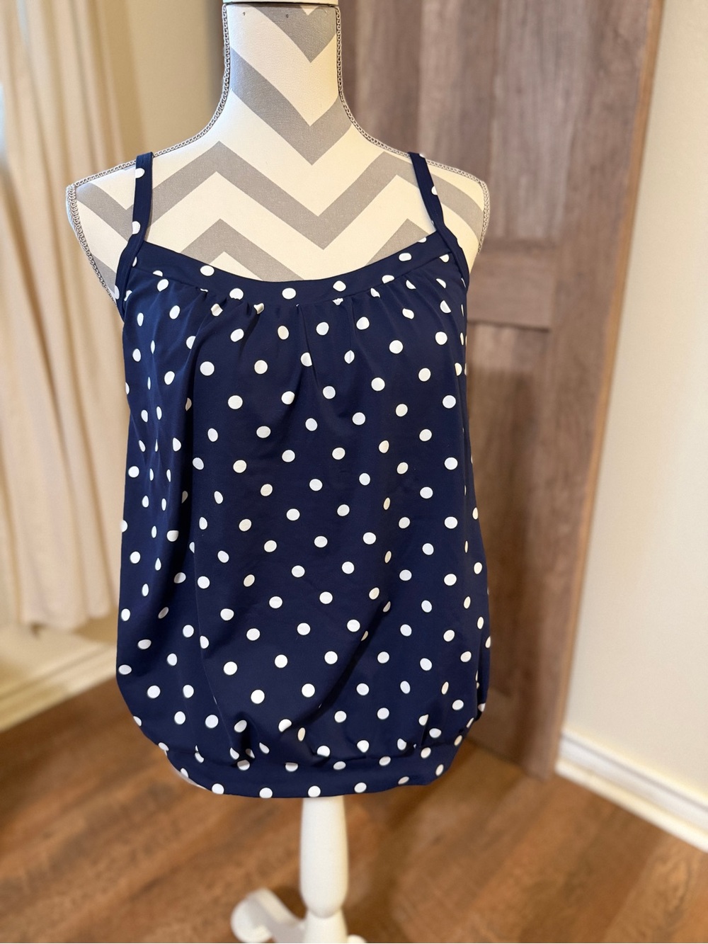 Lands’ End Blouson Tankini Top Polka Dot Navy white Size 10 Built-In Bra